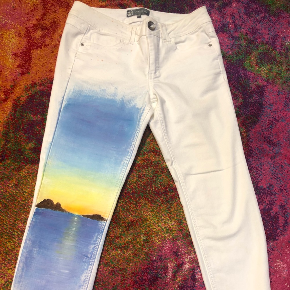 Beautiful hand painted white jeans!
